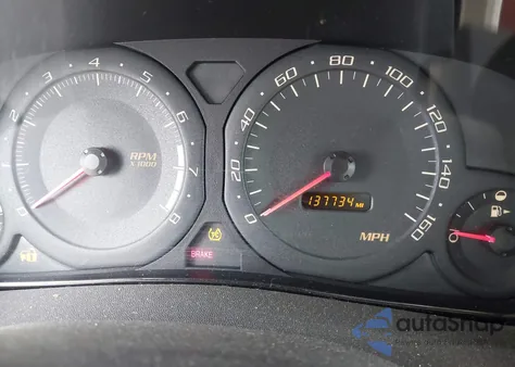 2004 Cadillac Srx из США, поврежденный, VIN 1GYEE637440158425